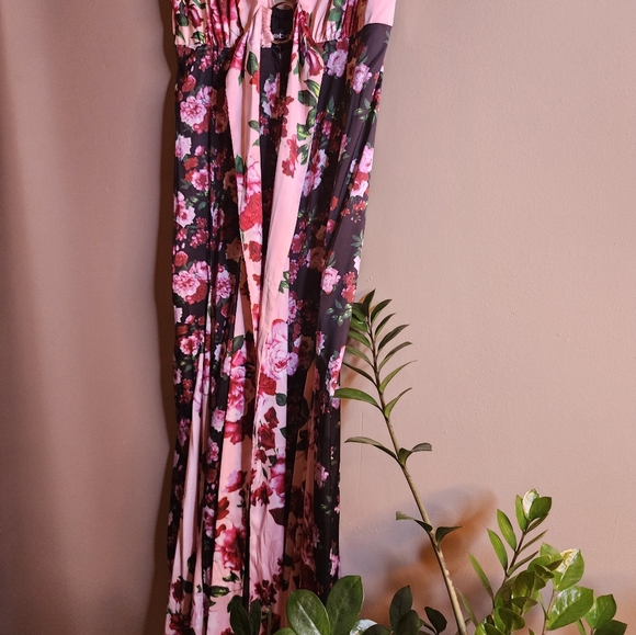 Floral Jumpsuit - Picture 3 of 8